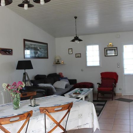 Villa Bord De Mer Spacieuse Piscine Chauffe Privative 布雷蒂诺斯梅尔 外观 照片